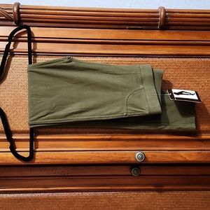 NWT Shape your Curve Green Leggings